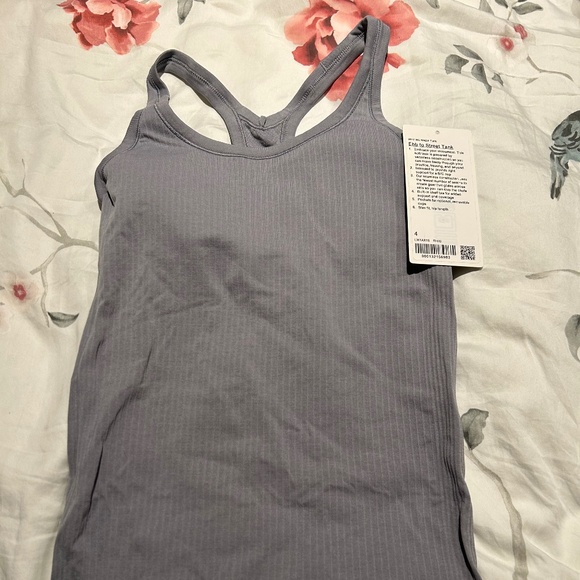 Lululemon Ebb to Street Tank Size 4 - Picture 4 of 6